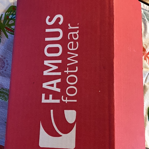 NWT - JoJo Siwa Hightop Sneakers (Size 2) - Picture 5 of 6